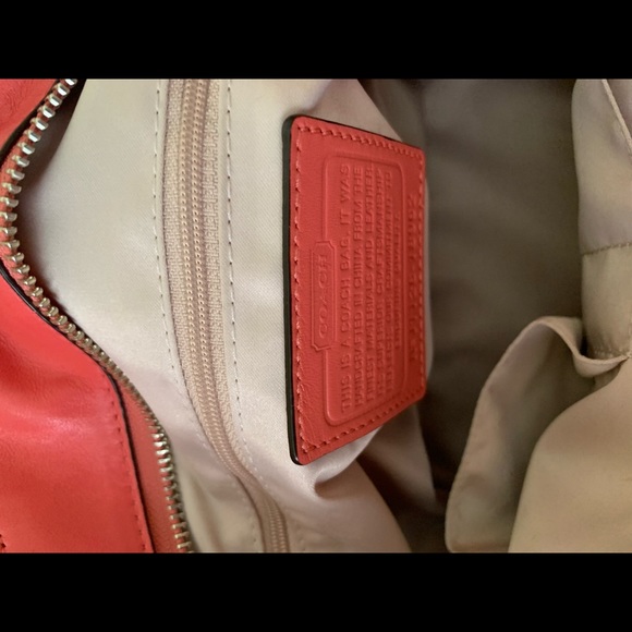 Coach Chelsea Leather Stripe Charlie CarryAll Tote - Picture 3 of 3